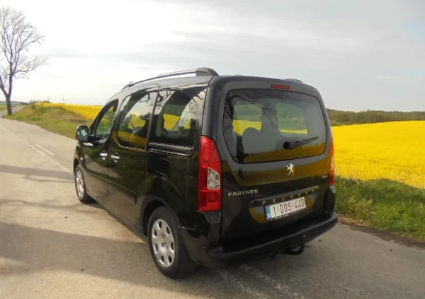 Peugeot Partner cena 15800 przebieg: 235700, rok produkcji 2010 z Sieradz małe 154